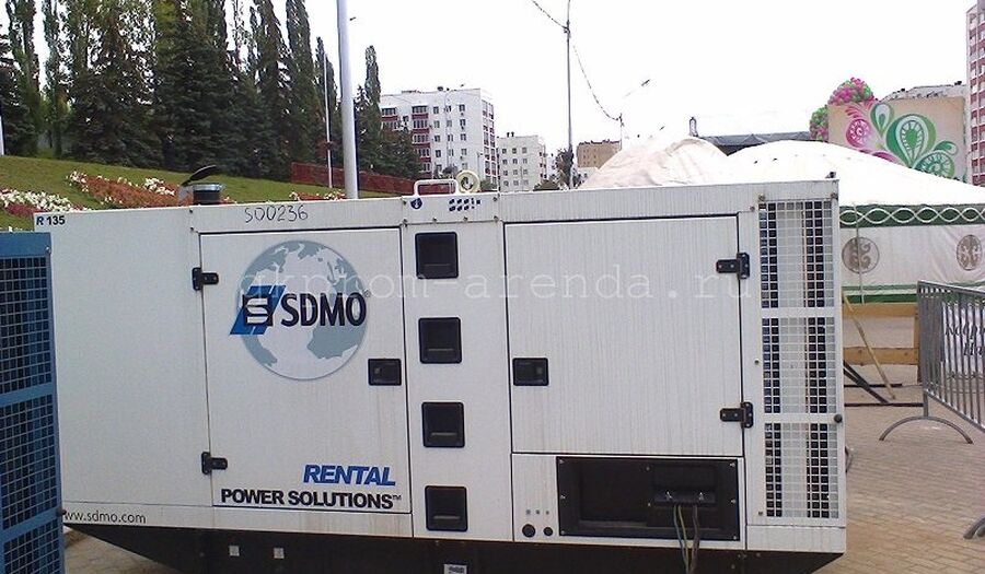  Дизельный генератор SDMO R135