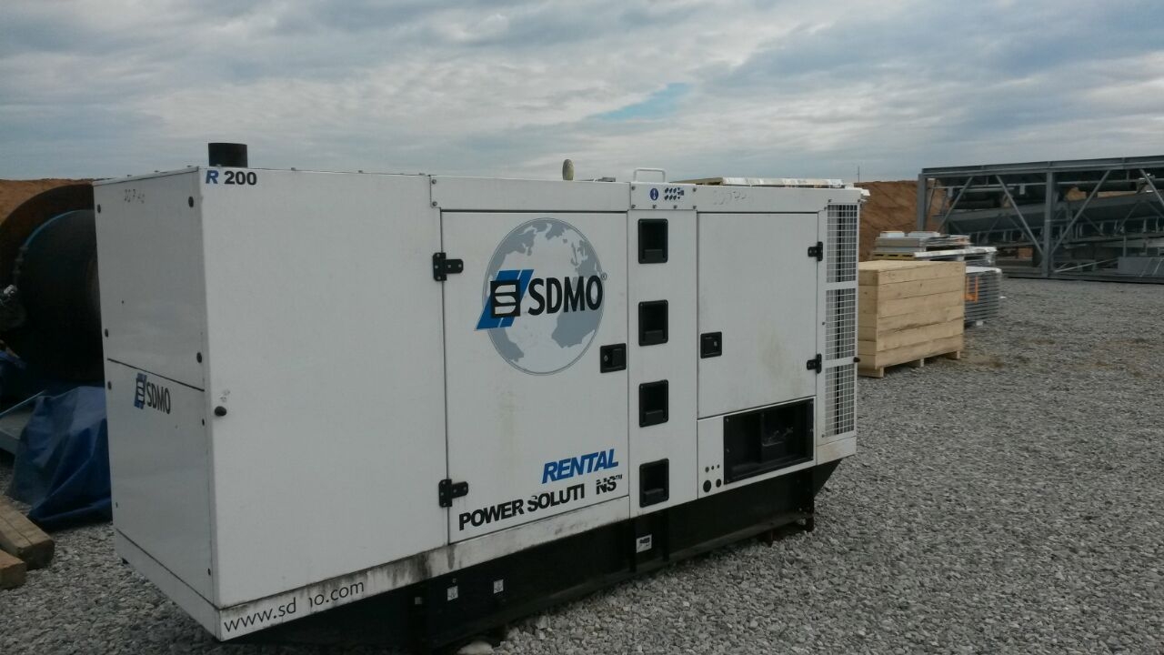 дизельный генератор SDMO R200 в аренду